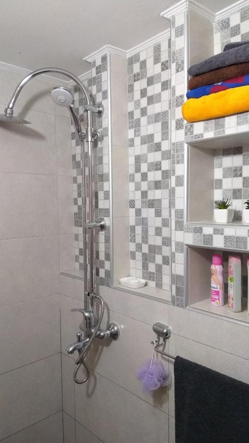Apartman Sa Garazom I Internetom Saraievo Exterior foto